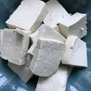 番茄炒黑豆腐步骤4