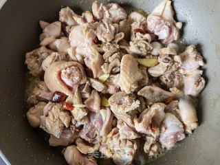 仔姜青花椒炒柴鸡步骤7