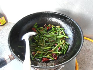 胡辣蒜苔步骤9