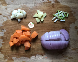 咖喱鸡腿炖土豆步骤2