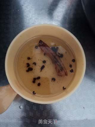 腊肉胡萝卜炒蒜苔步骤4