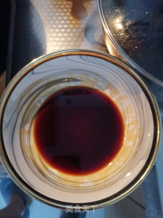 腊肉胡萝卜炒蒜苔步骤8