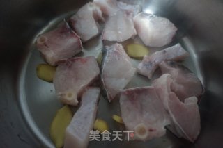 崇明绿茄子炖鱼步骤3