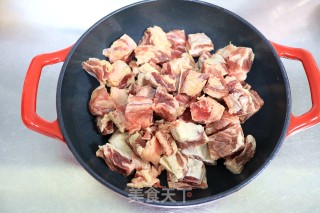 番茄浓汤牛肉焖锅步骤3