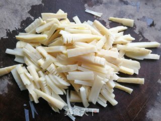 豇豆肉丝炒粉条步骤3