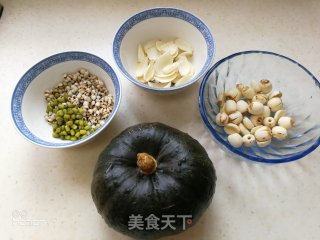 百合薏米南瓜盅步骤2
