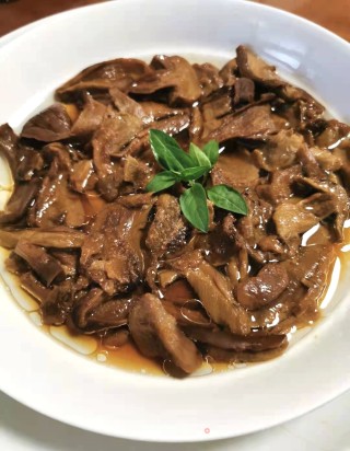 鸡汁白牛肝菌步骤7