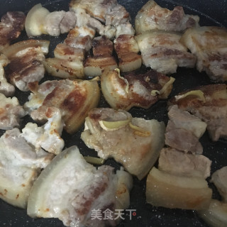 香菇豆干烧五花肉步骤5
