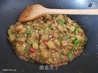 香辣肉末土豆步骤8