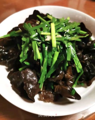 韭菜炒黑木耳步骤9