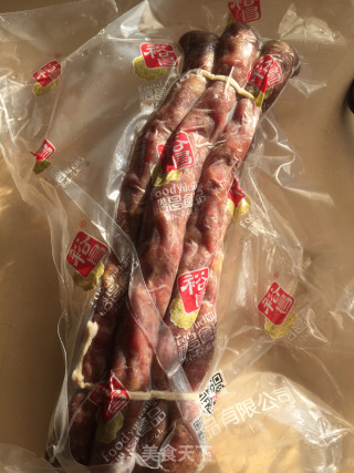 香煎麻辣肠步骤1