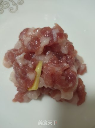毛豆炒肉末步骤3