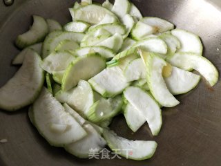 花蛤炒丝瓜步骤3