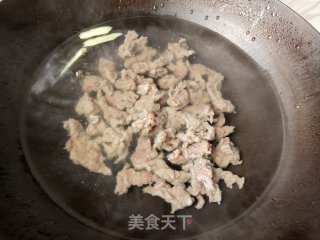 西芹炒牛滑步骤3