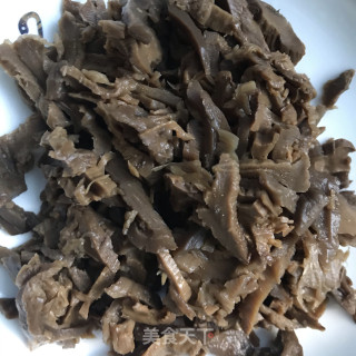 青红椒炒烟笋步骤4