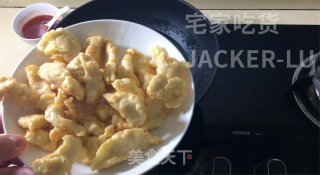 糖醋鸡胸肉，万能糖醋汁，酸酸甜甜，超级嫩滑好吃。步骤7