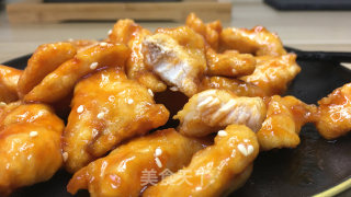 糖醋鸡胸肉，万能糖醋汁，酸酸甜甜，超级嫩滑好吃。步骤13