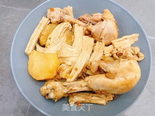 卤鸡腿腐竹土豆步骤5