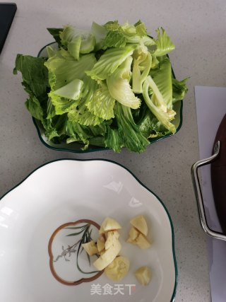 蚝油炒芥菜步骤1