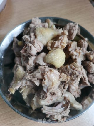 六旺子焖鸭步骤4