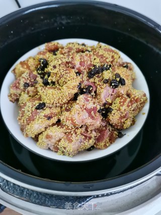 小米豆豉蒸排骨步骤5
