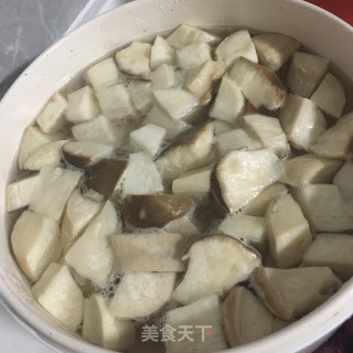 牛肉粒烧杏鲍菇步骤5