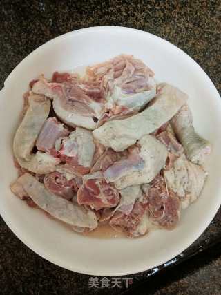 芹菜炒鹅肉步骤4