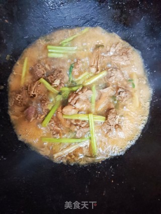 芹菜炒鹅肉步骤9