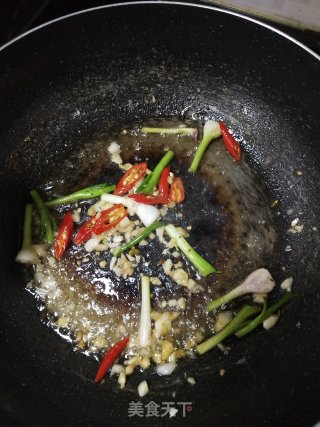 好吃又下饭的五花肉炒豆角步骤4