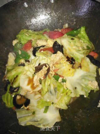 翠绿入味炒包菜步骤11