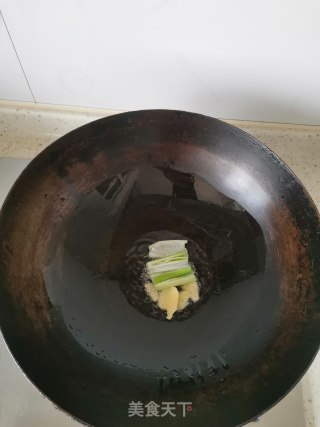 酸菜排骨煲步骤3