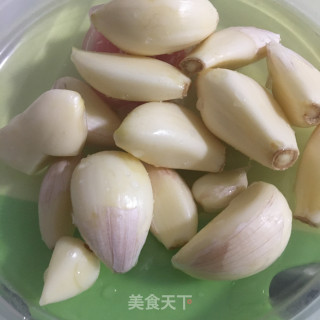 大蒜炒牛肉粒步骤3
