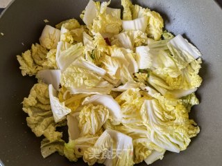 蒜蓉辣椒炒娃娃菜步骤6