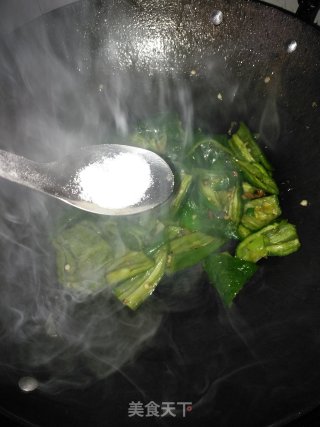 青椒炒牛腩步骤5