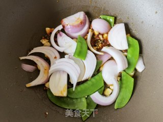 荷兰豆洋葱炒蛏子步骤10