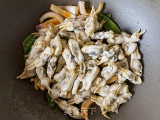 荷兰豆洋葱炒蛏子步骤13