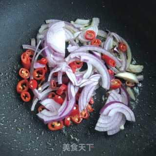香菜炒牛里脊步骤7