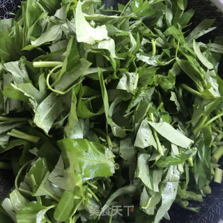 茶油炒空心菜步骤5