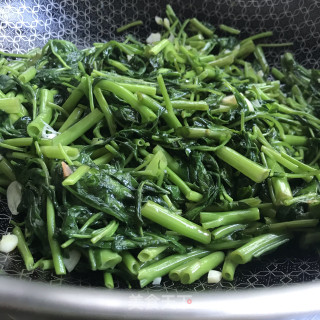 茶油炒空心菜步骤7