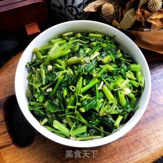 茶油炒空心菜步骤8