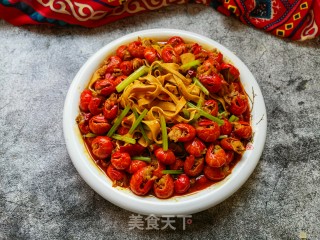 芹菜千张炒龙虾尾步骤19