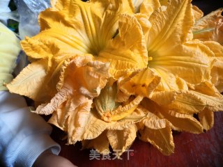 香酥南瓜花（妈妈的味道）步骤1