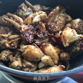 麻辣鸡块炖松茸步骤7
