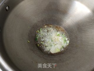 干贝边炒萝卜丝步骤5
