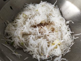 干贝边炒萝卜丝步骤7