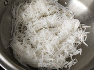 干贝边炒萝卜丝步骤6