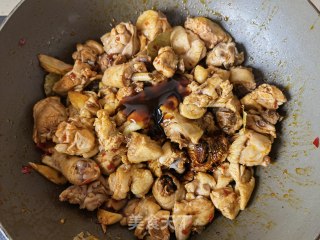 芥兰土豆炖柴鸡步骤9