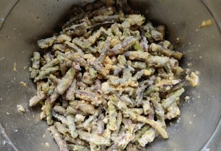 蒜泥拌豆角步骤13