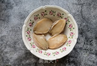 芥兰炒鲍片步骤1