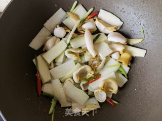 芥兰炒鲍片步骤13